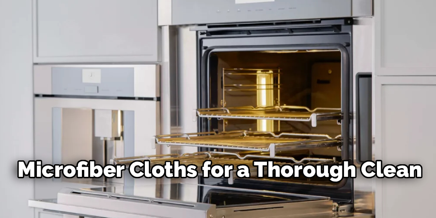 Microfiber Cloths for a Thorough Clean